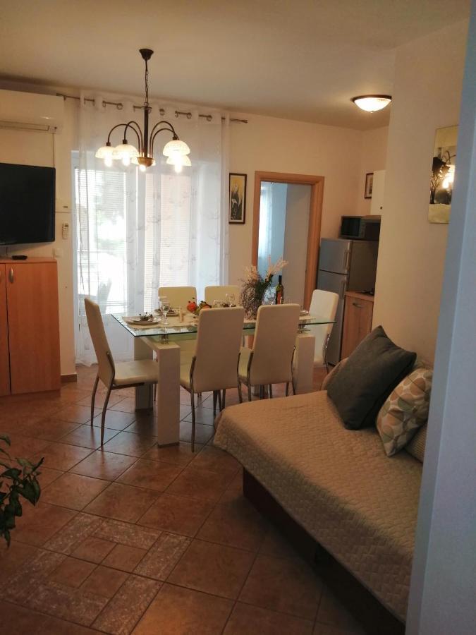 Apartments Villa Nona Умаг Экстерьер фото