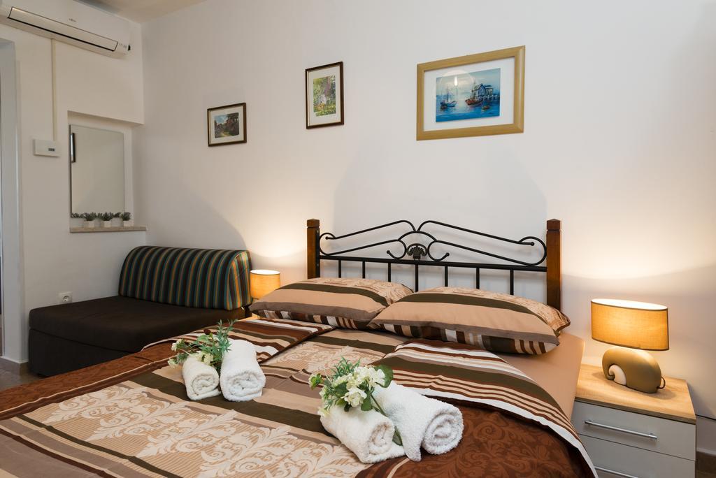 Apartments Villa Nona Умаг Экстерьер фото