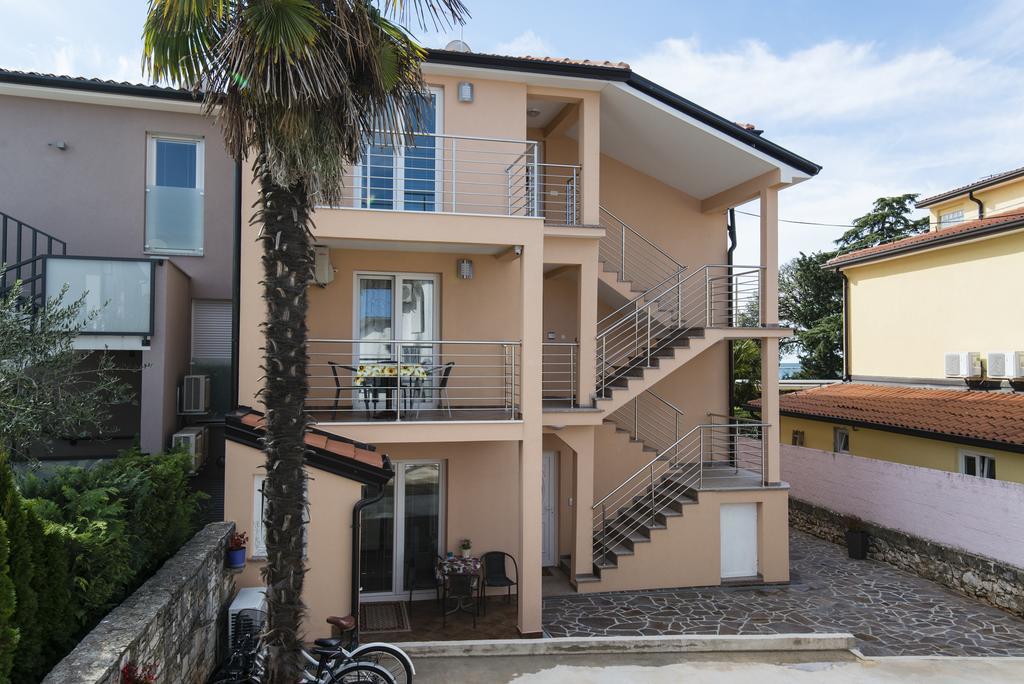 Apartments Villa Nona Умаг Экстерьер фото