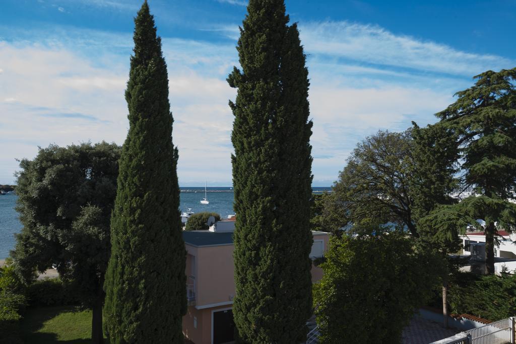 Apartments Villa Nona Умаг Экстерьер фото